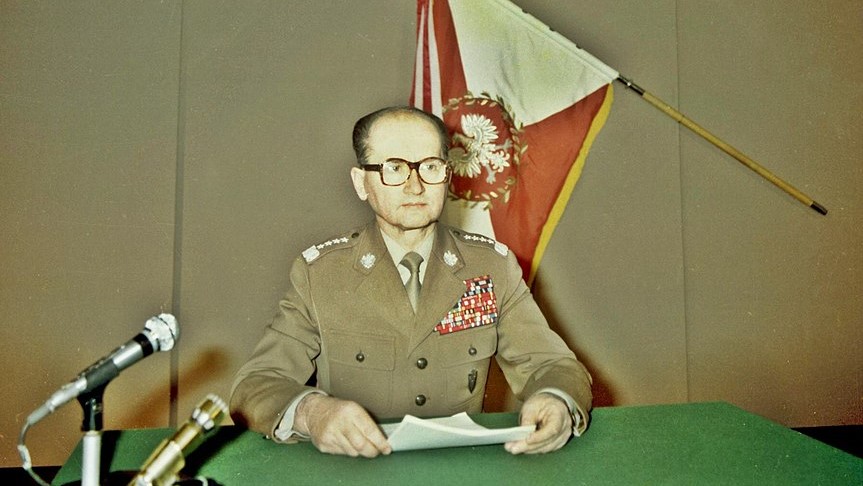 863px-AGAD_Gen._Wojciech_jaruzelski_13_grudnia_1981.jpg